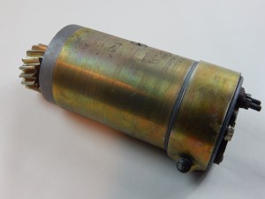 PRĄDNICA G-414 K-650  K-750 URAL DNIEPR 6 V/65W NR34