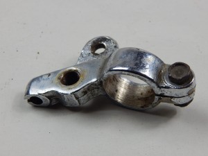 UCHWYT KLAMKI SPRZĘGŁA DNIEPR K-750 URAL M-63